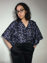 V-NECK SHIRT WITH FLOATY SLEEVES (Ravens & blossoms print)